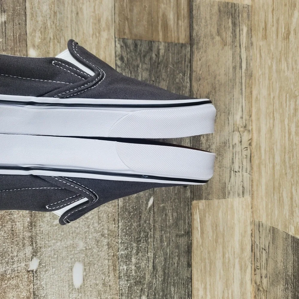Vans Classic Womens Sz 5.5 Comfort Charcoal Round Toe Slip-On‎ Sneakers